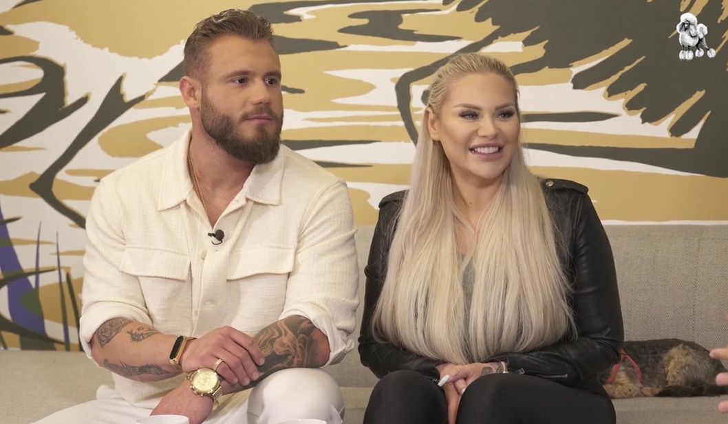 Ewel0na i Arnold w rozmowie z Pudelkiem 