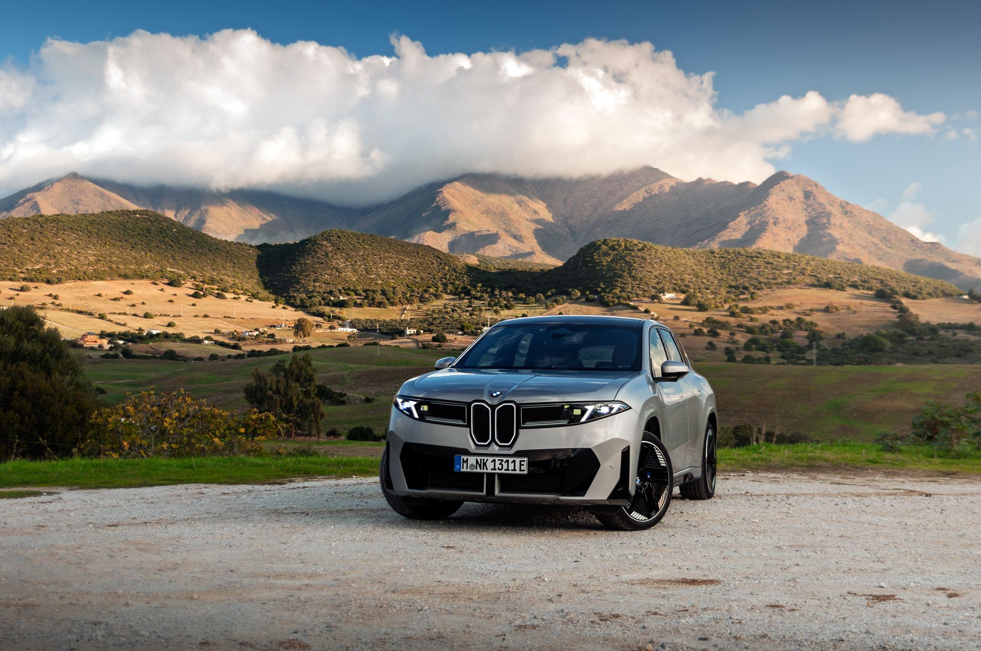 BMW iX3 50 xDrive (2025) - test, pierwsza jazda, recenzja