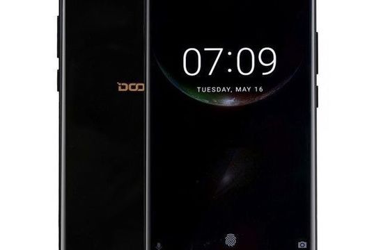 Bezramkowy smartfon Doogee Mix za 1099 zł (wideo)