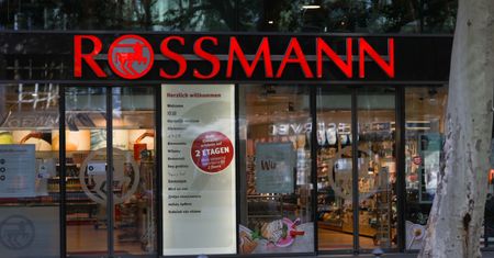 Rossmann przecenia kultowe damskie zapachy. 129,99 zł zamiast 199,99 zł