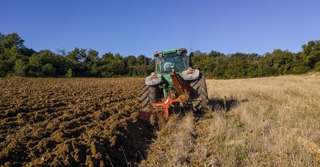 Rolnik pobił i zgwałcił swojego pracownika. Wszystko nagrał telefonem
