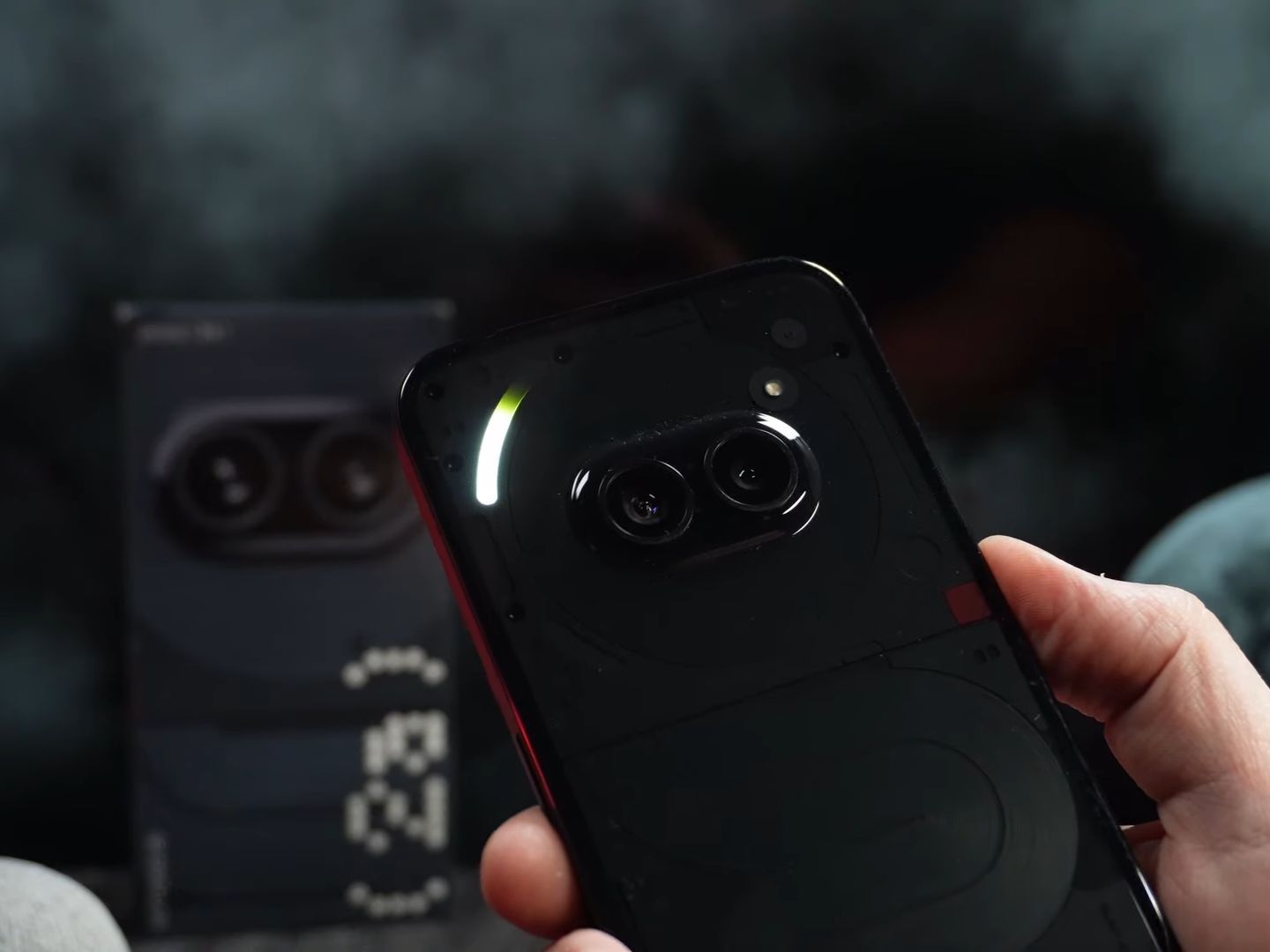 Nothing Phone (2a) - Glyphs pozwala też wizualnie kontrolować zmianę głośności