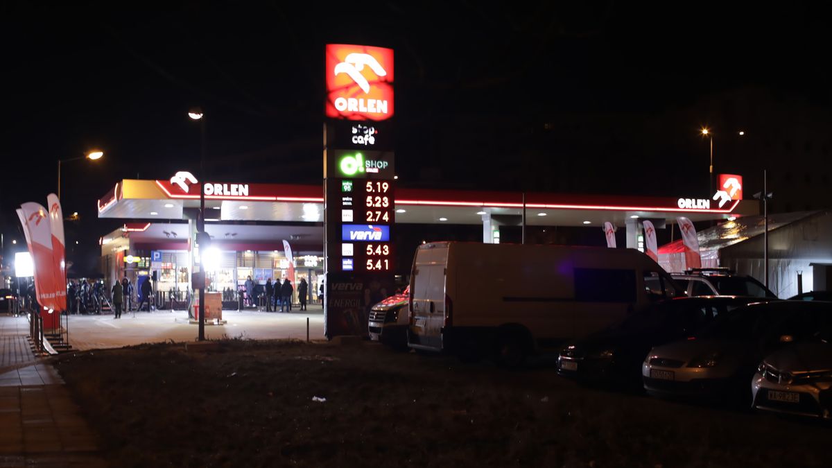 Stacje mogą utrzymać niski poziom cen paliwa 