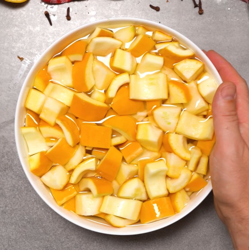 Zucchini in brine