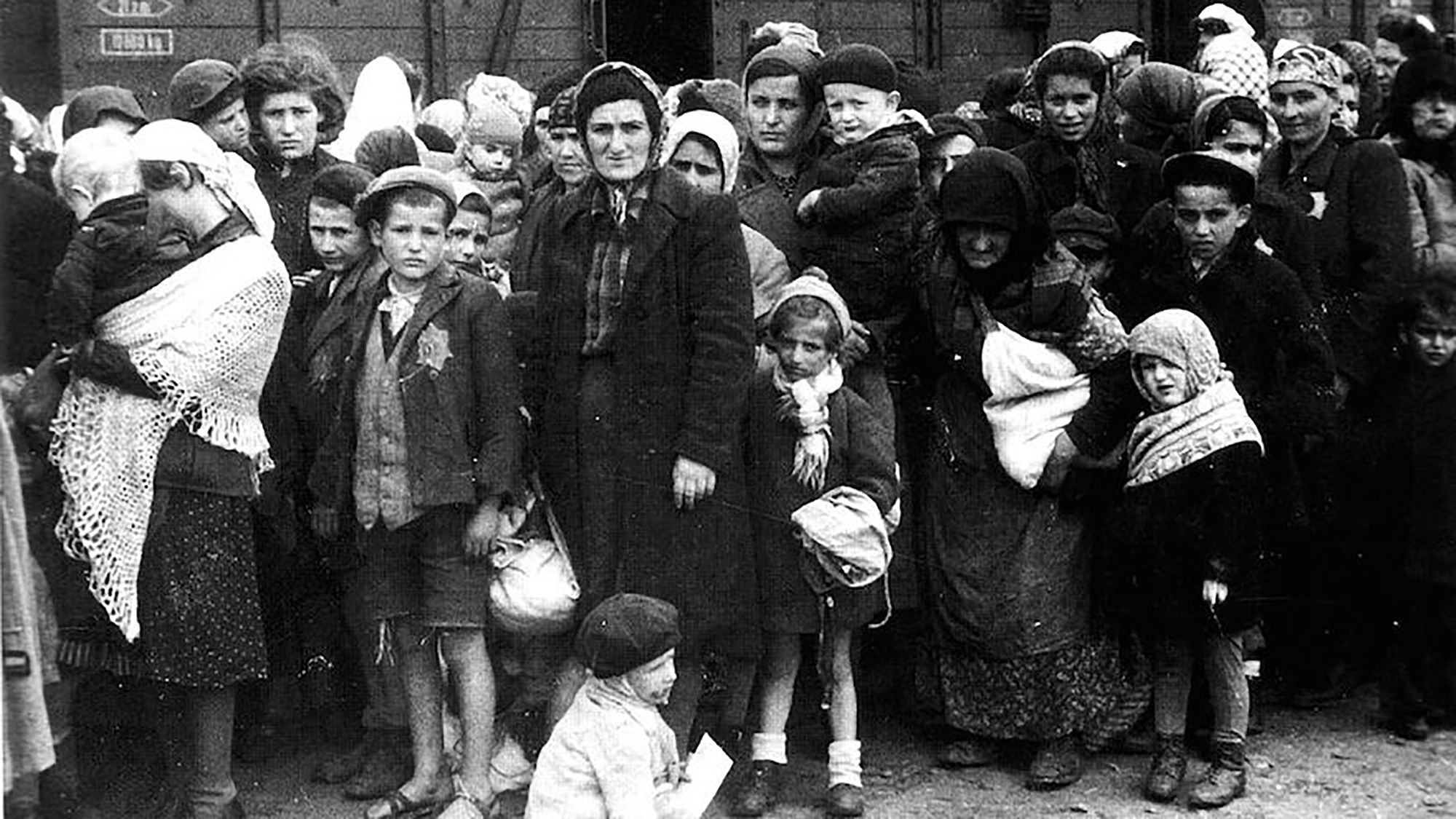 Sztuczna inteligencja rozpozna krewnych ofiar Holokaustu. Teraz odnajdą swoje rodziny 1