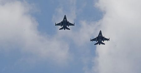 Dadzą Ukrainie F-16. Ale stawiają warunki