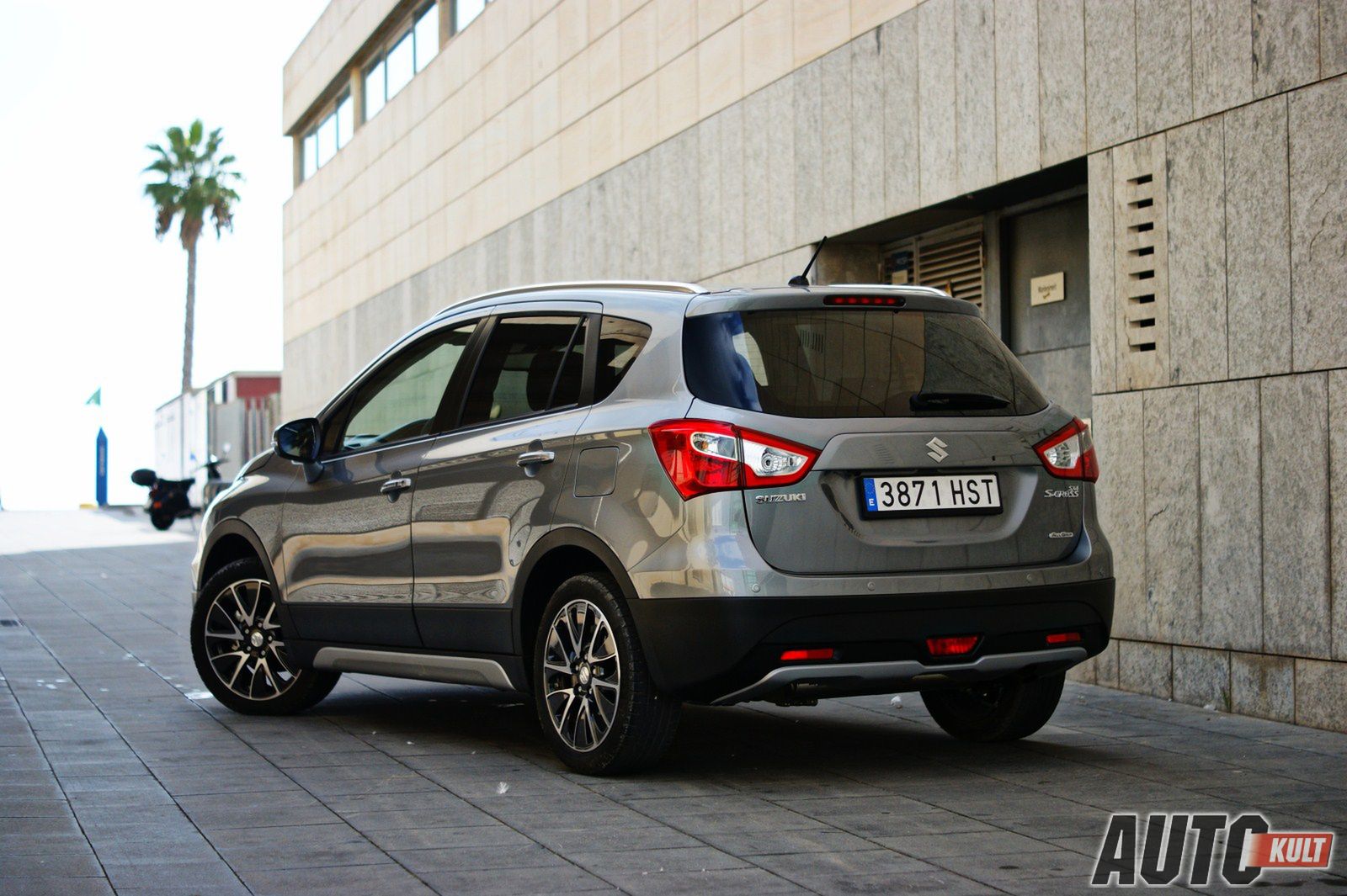 Suzuki S-Cross