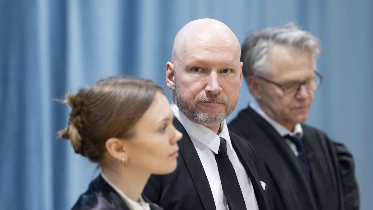 Anders Breivik w sądzie.