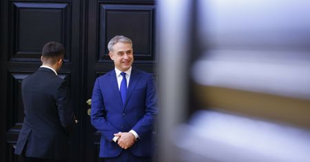 "Trzeba zagryźć zęby". Gawkowski mówi o kampanii