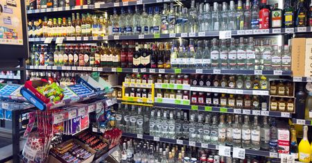 Nowy trend na półkach z alkoholem. Polacy kupują 24 mln sztuk rocznie