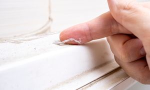 Przetrzyj meble. Kurz przestanie być problemem