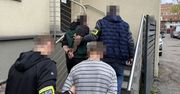 Tarnowskie Góry: Z narkotykami na osiedlowej ławce. Wpadli przez monitoring