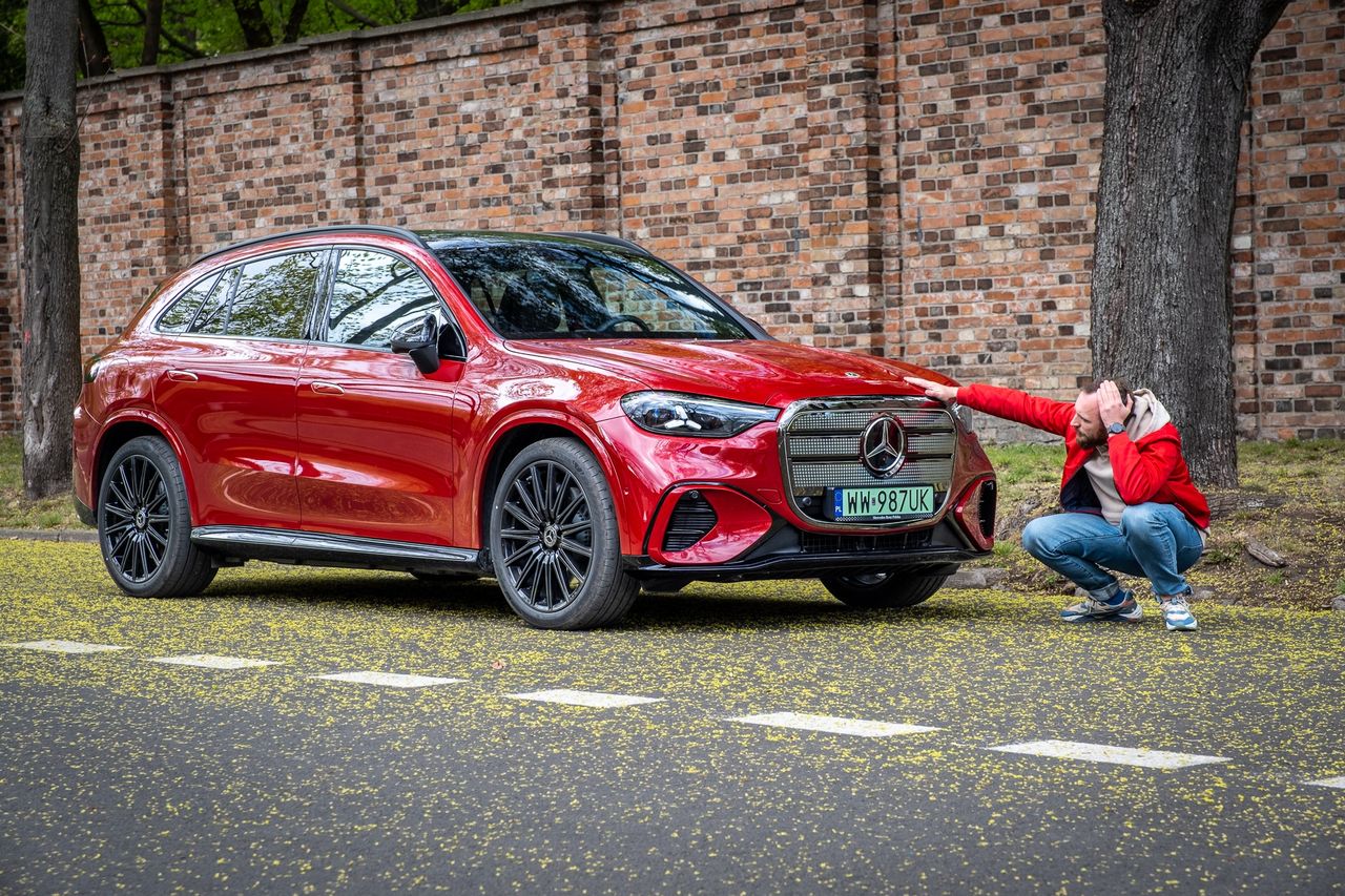 Test: Elektryczny Mercedes GLC 400 ma telewizor zamiast grilla i problem, któremu sam nie jest winien