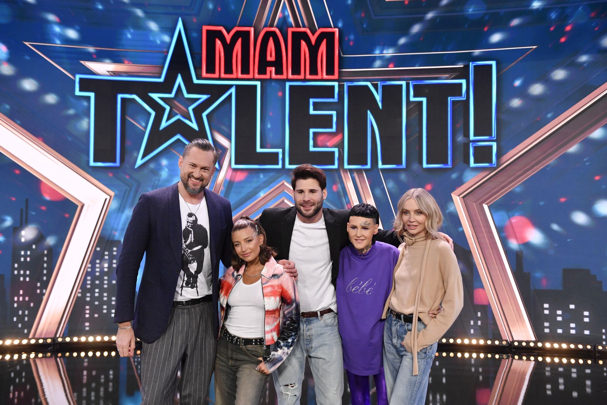 Marcin Prokop, Julia Wieniawa, Agnieszka Woźniak-Starak, Jan Pirowski na planie "Mam Talent!"