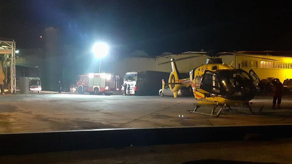 Koronawirus. Trudna sytuacja w pogotowiu. Lata helikopter, bo karetki nie jeżdżą