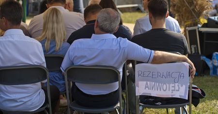 "Baba na wójta?". Dostawała dwuznaczne propozycje