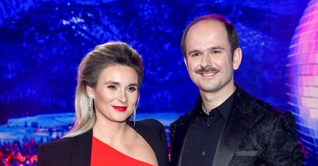 Żona Sławomira pali się ze wstydu. "Przekroczył sufit żenady"