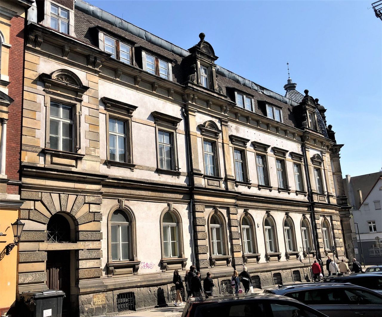 Leszno: Taniej nie będzie. Sprawdź ile chcą za budynek, w którym jest poczta przy Słowiańskiej