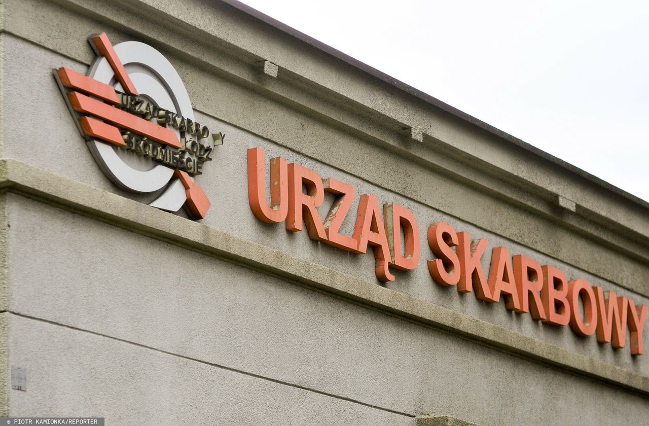 Skarbówka nie potrzebuje nakazu. Ma wgląd w konta i transakcje bankowe Polaków