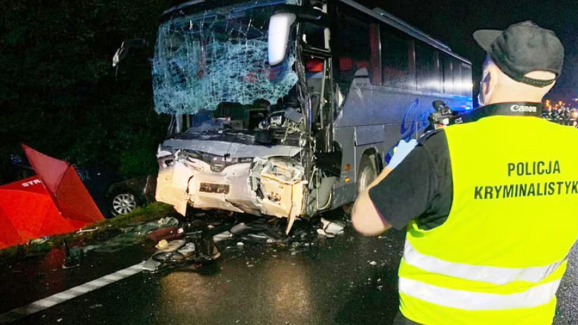 W wypadku zginęło 9 osób