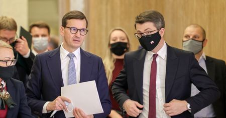 Zyski państwowych spółek trafią do Polaków? Rzecznik rządu łagodzi zapowiedź premiera