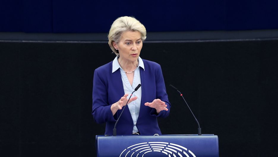 STRASBOURG, FRANCE - JUNE 07: European Commission President Ursula von der Leyen makes a speech on 'The rule of law and the potential approval of the Polish national Recovery Plan (RRF)', at the European Parliament Session in Strasbourg, France on June 07, 2022. (Photo by Dursun Aydemir/Anadolu Agency via Getty Images)