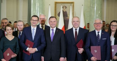 Leszczyna o decyzji Dudy: "Chroni Sasina i Morawieckiego"