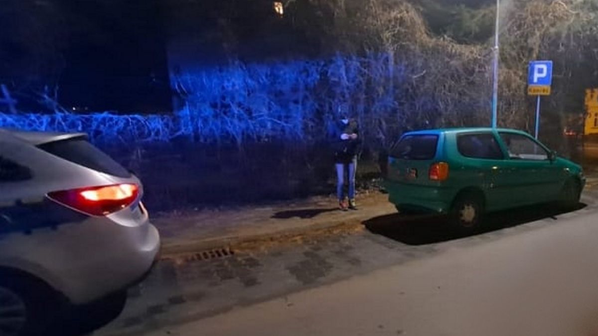 Kobieta prowadziła auto bez uprawnień