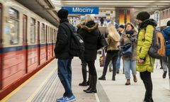 Utrudnienia w kursowaniu metra. "Zdarzenie z udziałem pasażera"