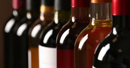 Spożycie alkoholu w znacznym stopniu przyczynia się do nowotworów. Nowe statystyki