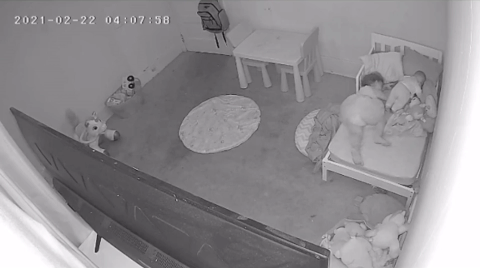 Nagranie z pokoju dzięcięcgego
