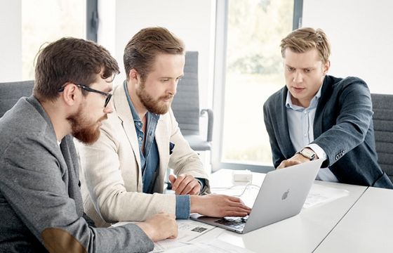 Iberion ze wzrostem wpływów o 65 proc. i spadkiem zysku, z zarządu odszedł były naczelny Pikio.pl