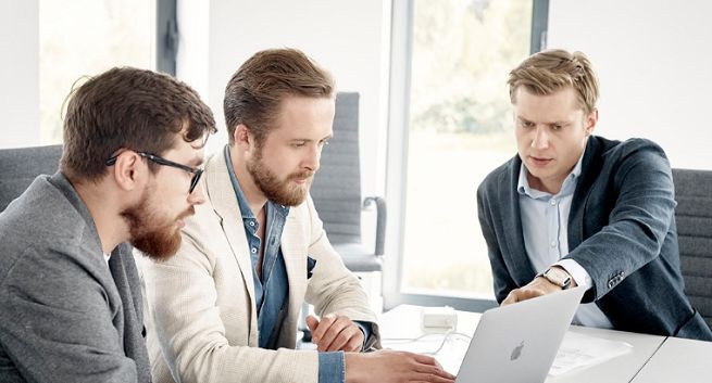 Iberion ze wzrostem wpływów o 65 proc. i spadkiem zysku, z zarządu odszedł były naczelny Pikio.pl