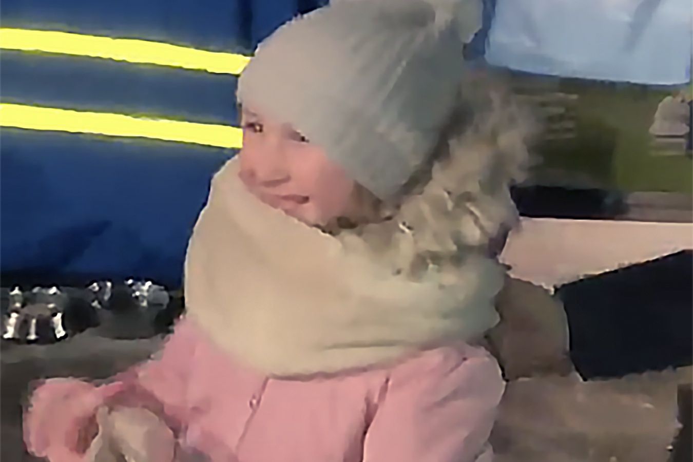 Wolontariusze z okazji urodzin odśpiewali ośmioletniej Kamili "Happy Birthday" 