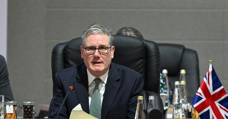 Starmer żąda śledztwa. W tle polityczne powiązania z Rosją jednej z partii