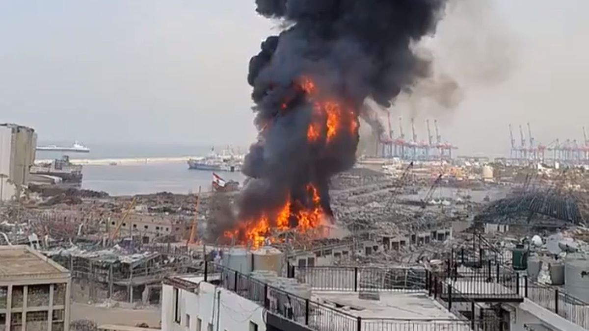 Pożar w Bejrucie zajął magazyn Czerwonego Krzyża