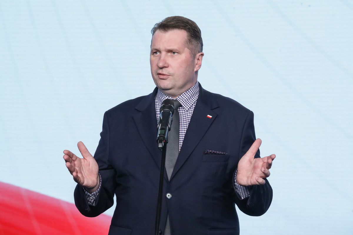 "To niewiarygodne". Czarnek zaskoczony wpisem Tuska