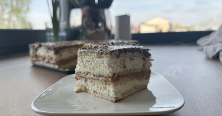 Znajomy mówił, że lepszego ciasta nie jadł! Maxi King w wersji XXL podbija imprezy