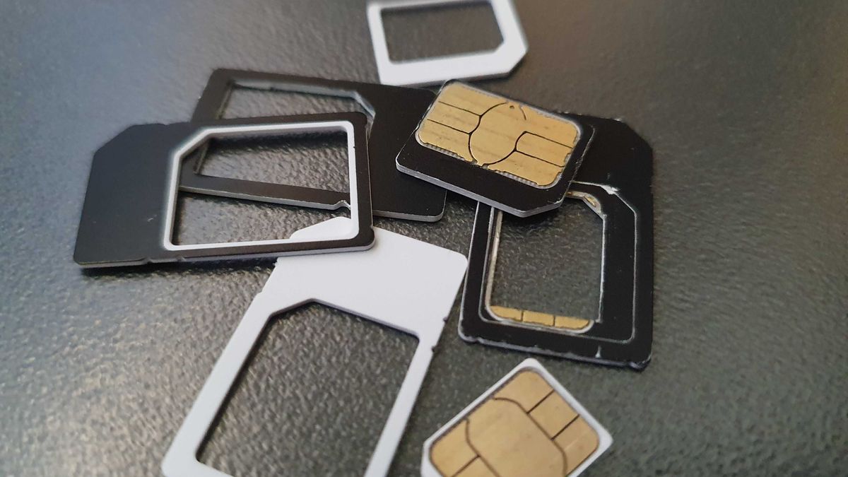 Karty SIM i adaptery