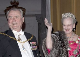 Duński książę Henryk ODMÓWIŁ pochówku obok królowej Małgorzaty II! "Nie miał tytułu i roli, jaką sobie życzył!"