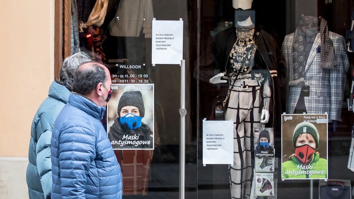 Polacy boją się utraty pracy.