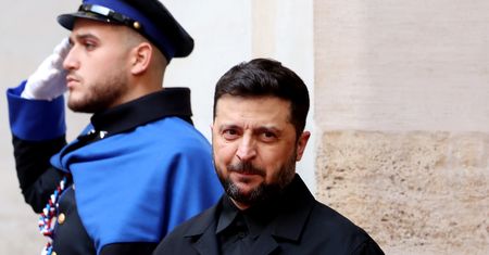 Zełenski ujawnia. Chiny przejmują kontrolę nad rosyjskimi terytoriami