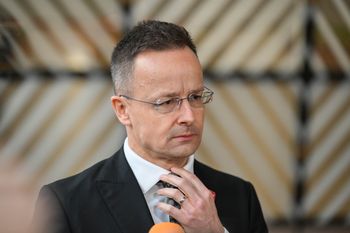 Węgierskie rozmowy z Kremlem. Były oficer wywiadu mówi o szpiegostwie