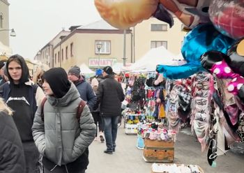 Swarzewo: Wielki Odpust. Tłumy wiernych w sanktuarium w Swarzewie ku czci Narodzenia Najświętszej Maryi Panny