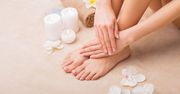 5 naturalnych sposobów na nieprzyjemny zapach stóp. Poznaj je wszystkie