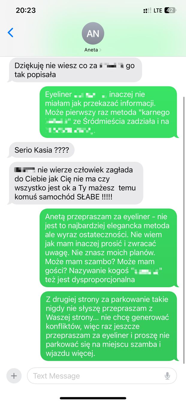 Wymiana wiadomości między Katarzyną Grygą Nikić i mamą Wiktorii 