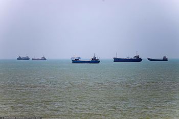Iran zamyka cieśninę Ormuz. Obarcza winą USA i Izrael