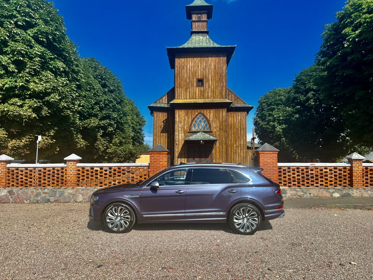 Bentley Bentayga EWB