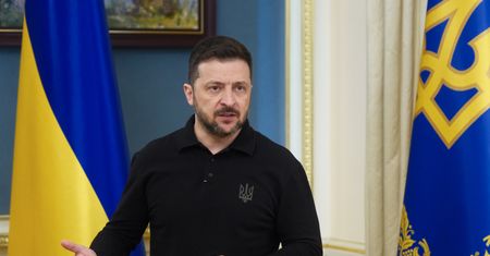 Zełenski: Rosja próbuje oszukać USA i przedłużać wojnę