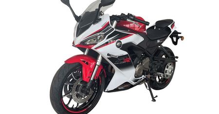 Chiński motocykl może być sprzedawany pod europejską marką. QJ Motor GS400RR już niedługo
